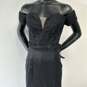 Cecilia Couture 1460 black size 14 off the shoulder long dress NWT mermaid